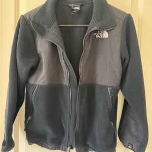 The North Face Boy’s Black Fleece Jacket